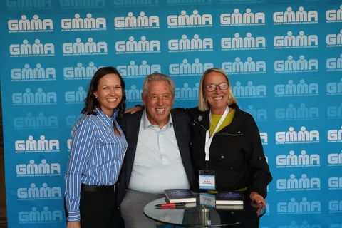 Leadership Summit: LWM00025