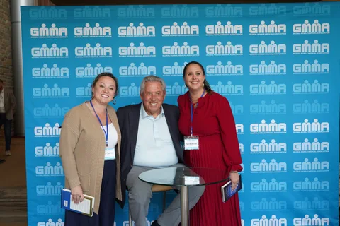 Leadership Summit: LWM00124